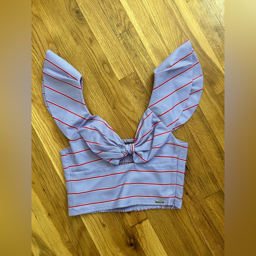 Guess // Lavender and red striped bow crop top with ruching// size: S